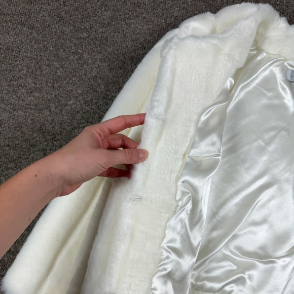 NWT Tahari Winter White Short Faux Fur Cropped Coat Womens XL Shrug Teddy Jacket - Picture 5 of 10